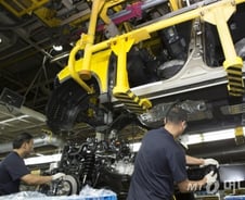 잔업·특근 즐거운 직원…"'G4 렉스턴'이 희망"