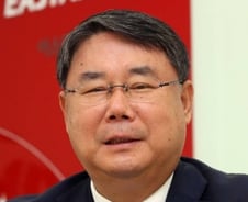 친화력 뛰어난 항공업계의 '마당발'