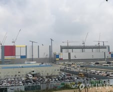 세계 최대 삼성반도체 평택공장 가동에 축포는 없었다