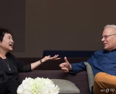 정경화·코바체비치 "25년만의 협연…의견 일치 쉽지 않죠"