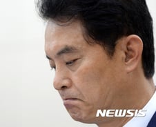 식약처장, 불과 6일 전 "국내산 계란, 먹어도 좋다"…與野, 한목소리로 '질타'