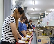 "추석선물은 '스팸'이죠"..CJ제일제당 선물세트 생산현장 가보니