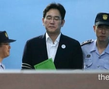 이재용 부회장, 징역 5년 실형…최지성·장충기 법정구속