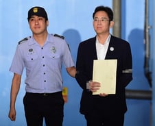 "이재용은 몰랐다" 삼성의 전략, 결국 안 통했다