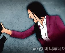[단독]CCTV 의무화 2년, 어린이집 학대 늘었다