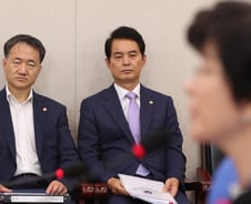 [법사위이야기]국회 '상왕'이 요깄네