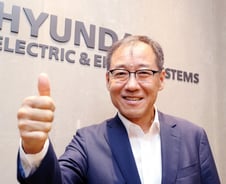 40년전 '왕회장'의 중전기 구상…스마트 더해 세계시장으로