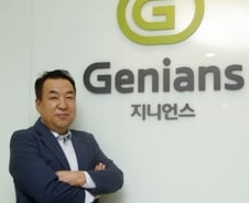 "매출 3% 직원에 환원" 데스밸리 넘은 리더십