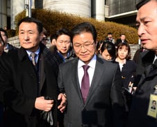 [단독]'국정원 댓글 사건' 재수사, 원세훈 이어 김용판 겨냥