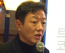 김난도 교수 "대인관계가 대안관계로 바뀌는 시대"