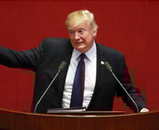 트럼프, 韓국회서 "北은 지옥, 시험 말라" 작심 비판 