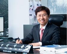 [단독]김재춘 한국교육개발원장 사임…"15일 수리"