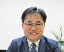 "100년 방직산업 포기안해…특수복 진출로 재도약할 것"