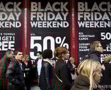 [뉴욕마감]뉴욕증시, '블프' 기대감에 상승...S&P·나스닥 사상 최고가 