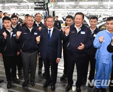 [춘추관]文 대통령은 왜 충칭을 갔을까