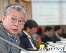 [단독] 조응천, MBC 간부 명예훼손 무혐의…檢 '봐주기’ 논란