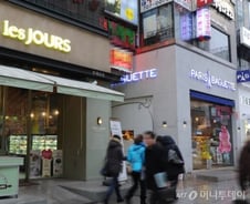 [단독]파리바게뜨 여파…CJ뚜레쥬르, 제빵기사 임금 대폭 인상 추진 