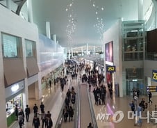 [르포]홍콩 '소호거리' 닮은 T2 면세점…"직접 경험하라"