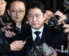 [단독] '비자금 의혹' 조현준 효성 회장, 혐의 일부 시인…"불구속 기소"