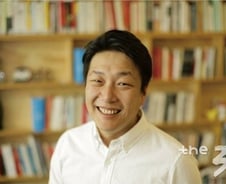 '관찰자' 아닌 '행동가'... 젊음을 뛰어넘는 정치도전기