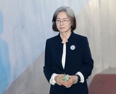 [단독]최경희 前총장 해임…이인성·류철균 '정직 3개월'