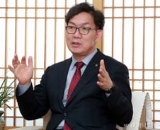 이대훈 농협은행장, 직원과 소통 강조하는 영업통