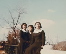 [MT리포트]'외출복'이자 '소망'…그 시절, 교복은 간절했다