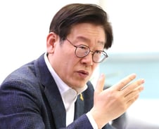 [단독]이재명, 성남시장 사퇴…경기지사 출마로 지방선거 '킥오프'