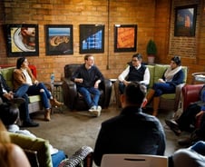 [MT리포트] 대선 스캔들에 33살 저커버그 '대통령 꿈' 좌초 위기 