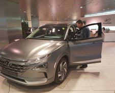 [르포]현대차 '넥쏘' 문의 빗발쳐도 웃지못하는 이유