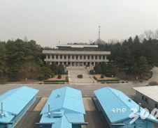 [르포]남북정상회담 한달 앞…김정은 맞이 한창인 판문점