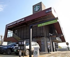 [MT리포트]임대료만 연 2억, '건물주 위 스타벅스'