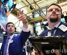 [뉴욕마감]3대 지수, 기업실적 호조에 1%대 급등...나스닥, 1.6%↑