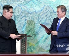 [MT리포트]남북, '성장하는 국가'의 조건