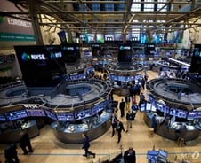 [뉴욕마감]뉴욕증시, 무역전쟁·이란핵협정 우려로 혼조...S&P, 0.2%↓