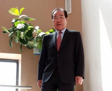 "엘리베이터 NO" 8층 집무실 계단으로 다니는 71세 회장님