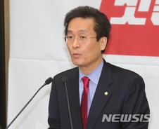 [단독]한국당, 추경심사 때 제2공무원 증원사업 등 1.5조 삭감키로