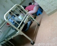 [MT리포트]1년내 숙식 제공되는 요양병원…술술 새는 건강보험