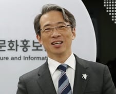 한국 주도권, 이제 '소프트파워'에 달려