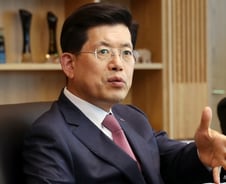 빈대인 부산은행장 "종이서류·현금없는 미래형 점포 늘린다"