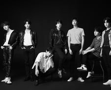 '빌보드 1위' BTS 소속사 빅히트 가치 '1조원'…SM 등 '빅3' 앞서 