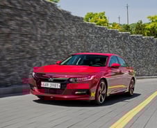 [시승기]'달리기'에 충실한 車, 혼다 '어코드 2.0'