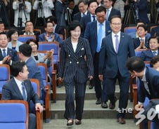 [단독]與, 공약실천+경제+평화 TF 만든다
