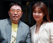 옥주현, “'핑클'이미지, 무기이자 버리고 싶었다”