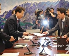 남북, 10년 만에 철도경협 재개…'경제공동체' 디딤돌 될까