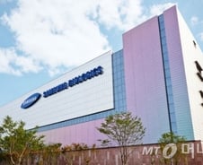 [단독] 유럽서 밀린 삼성바이오에피스, '가격인하' 카드 꺼내 