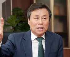 오후 3시에 만난 도종환 장관…남북평화관광=찬란한 노을?