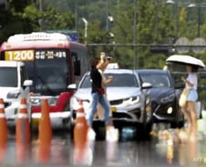 폭염 속  온열질환자, 1043명 발생…1주일새 556명↑