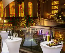 폭염이 바꾼 휴가 풍경…"실내에서, 밤에 놀아요"