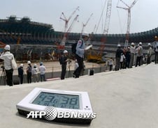 日 살인적 폭염에 신음… 도쿄올림픽 시간표까지 바꾸나